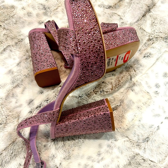 Larroude Platform - Picture 5 of 6